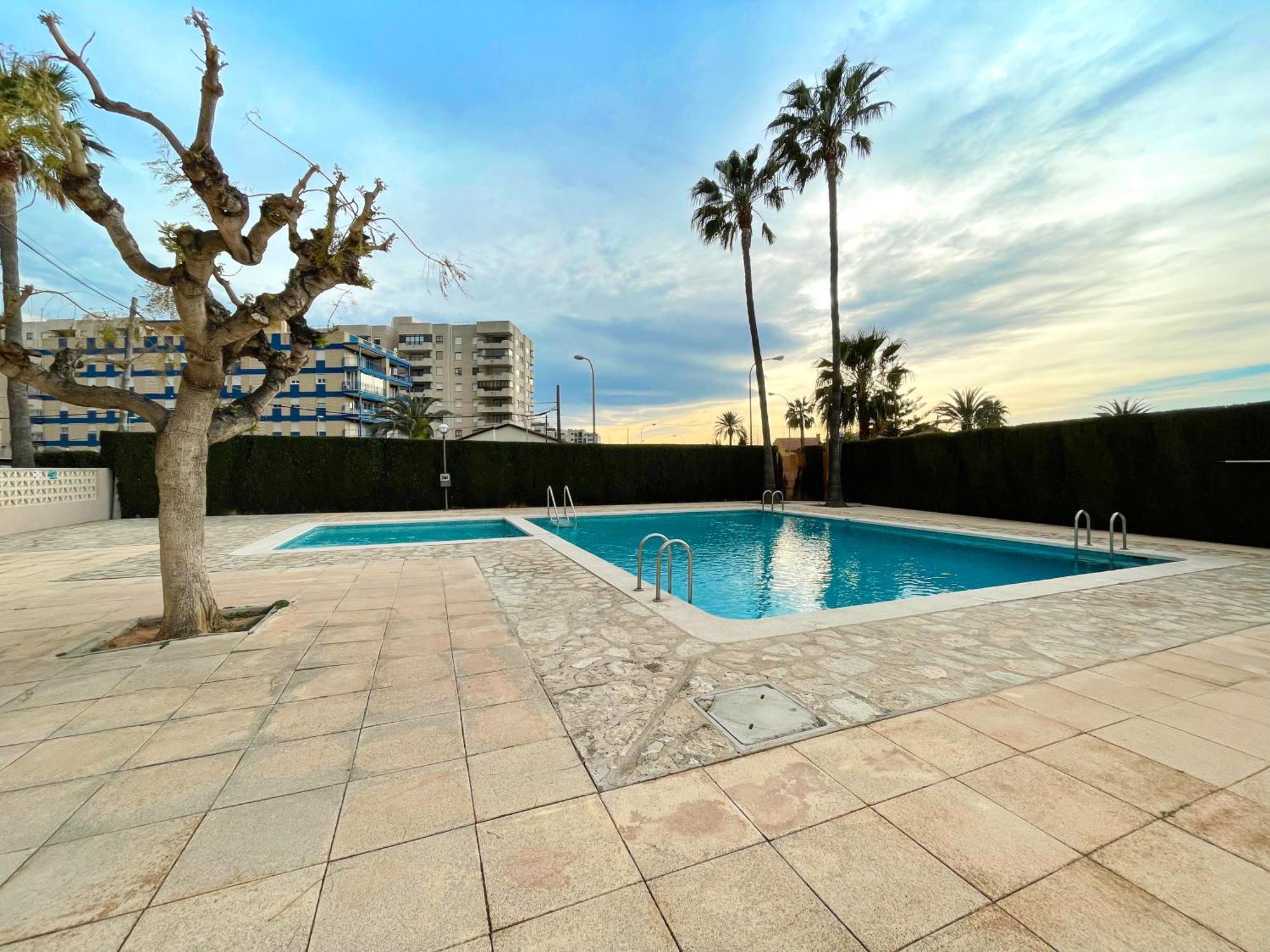 Apartamentos Benicassim 3000 Екстер'єр фото