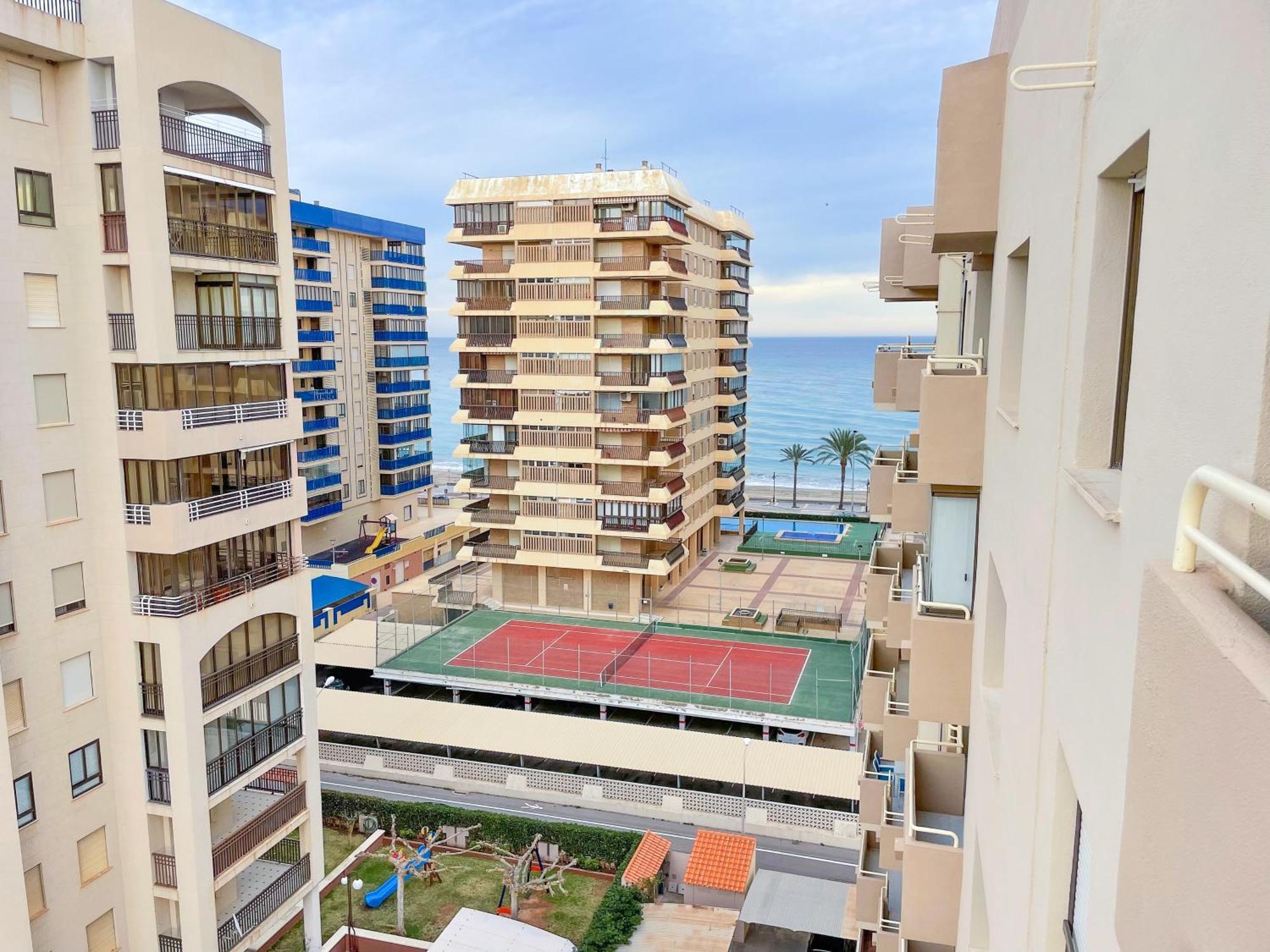 Apartamentos Benicassim 3000 Екстер'єр фото